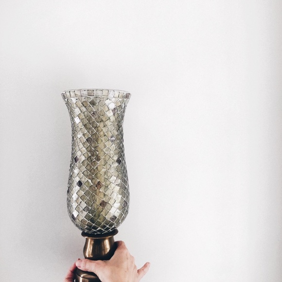 Glass Design Candle Holder - Picture 2 of 5